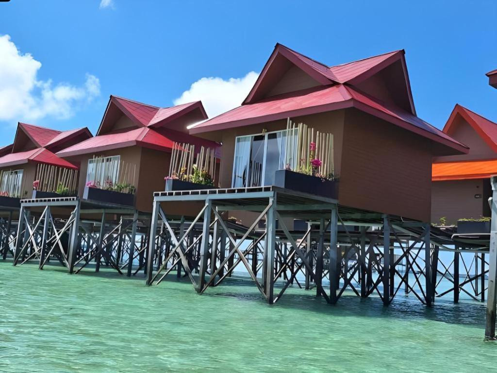 Sand Bay Resort Semporna Exterior photo